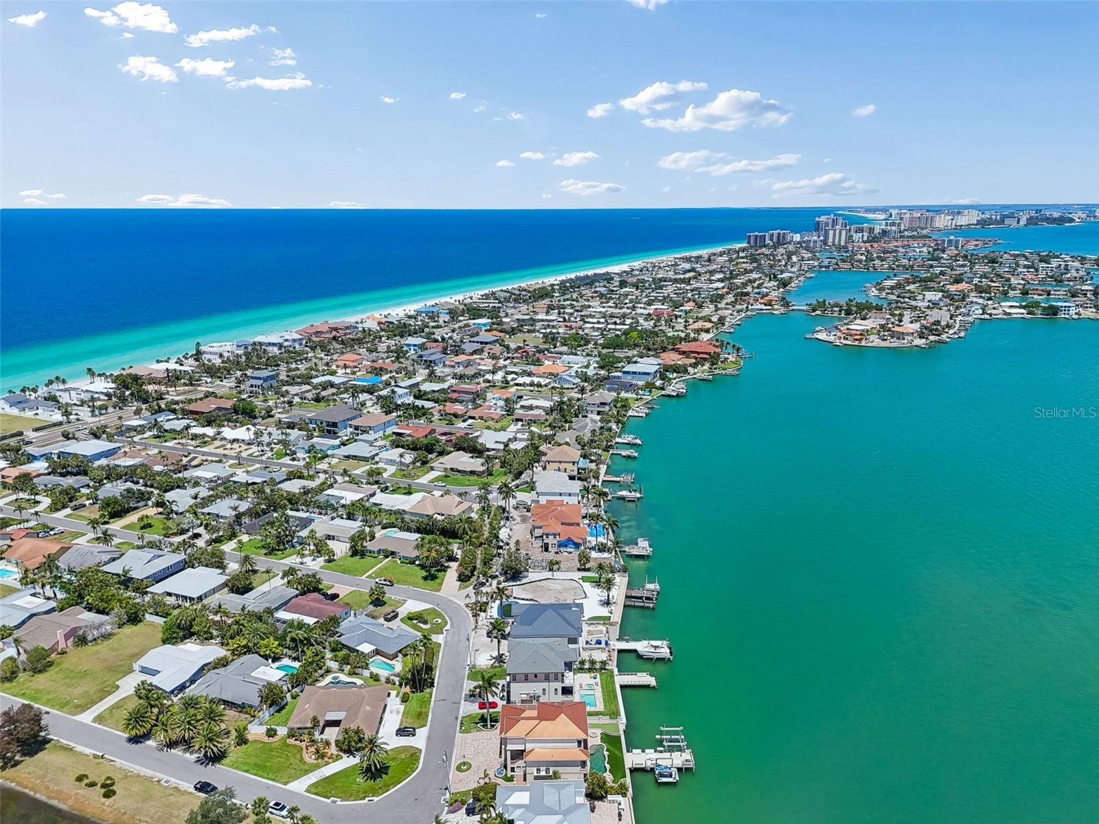 1203 BAY DR, BELLEAIR BEACH, FL, 33786