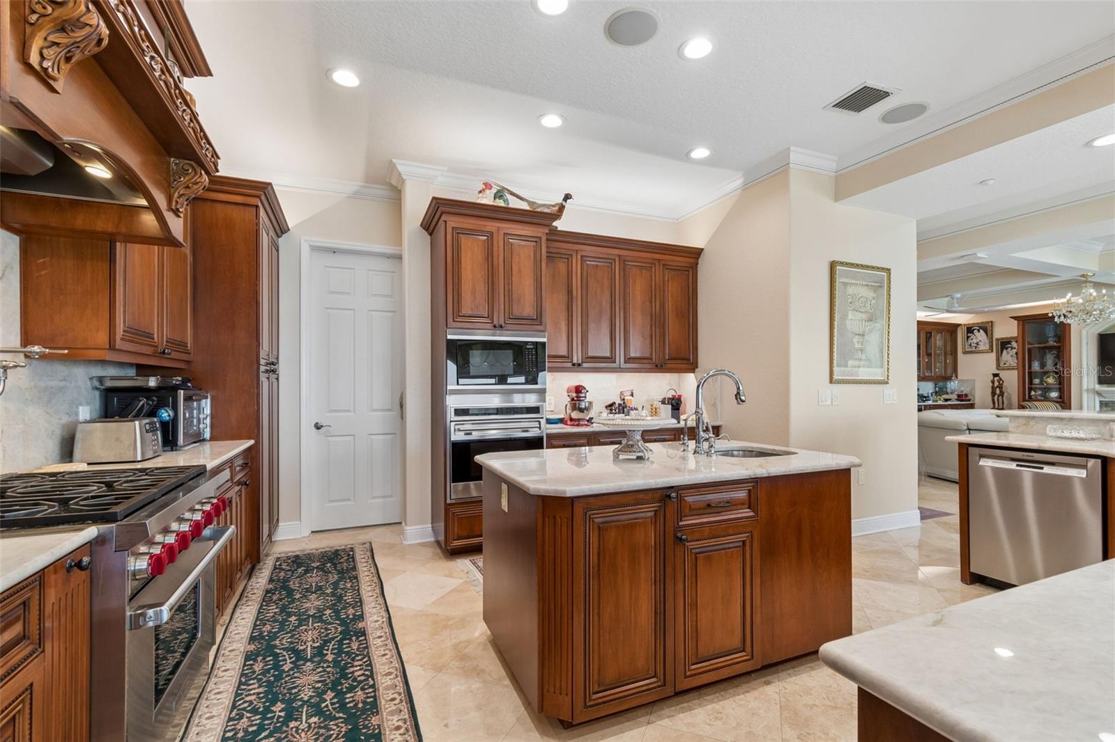 1203 BAY DR, BELLEAIR BEACH, FL, 33786