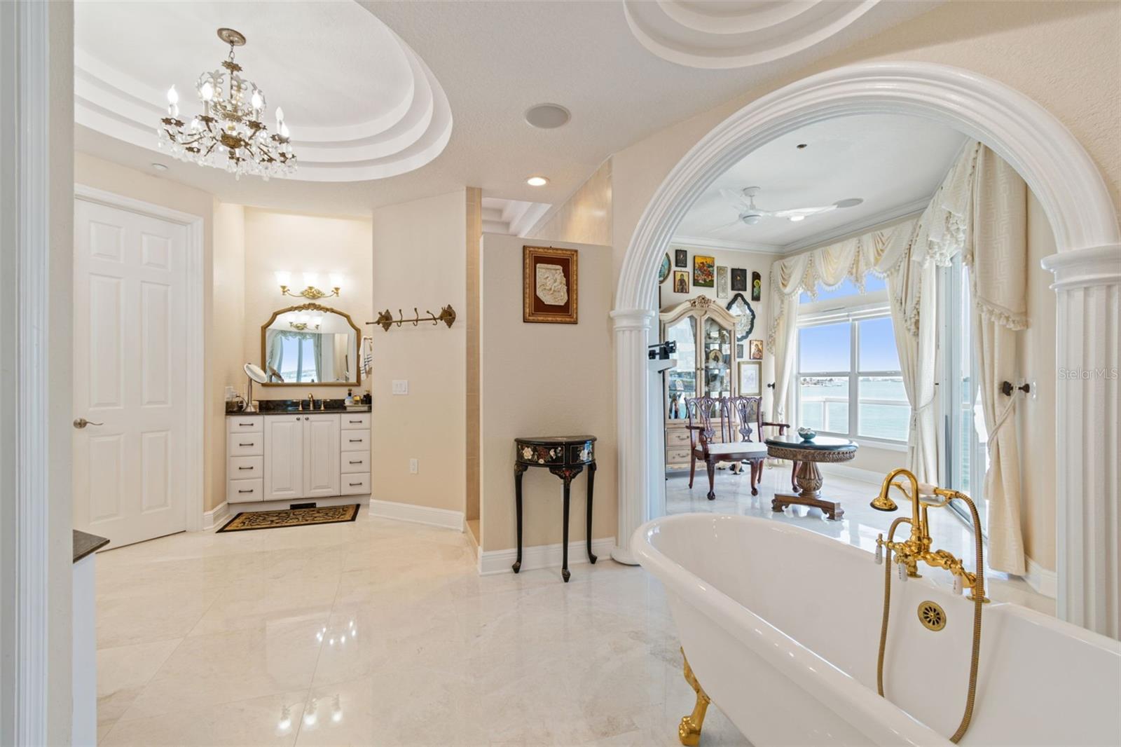 1203 BAY DR, BELLEAIR BEACH, FL, 33786