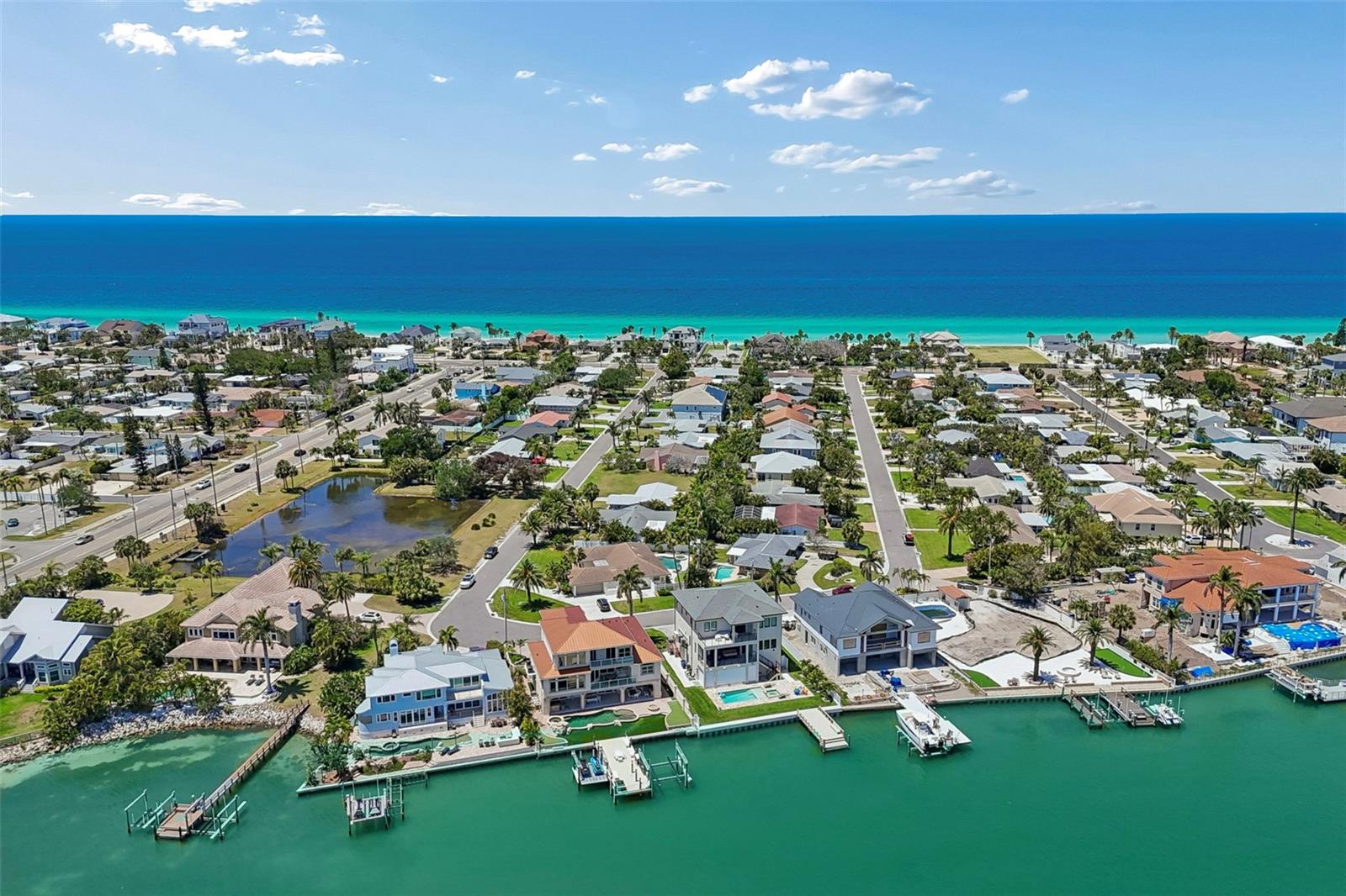 1203 BAY DR, BELLEAIR BEACH, FL, 33786