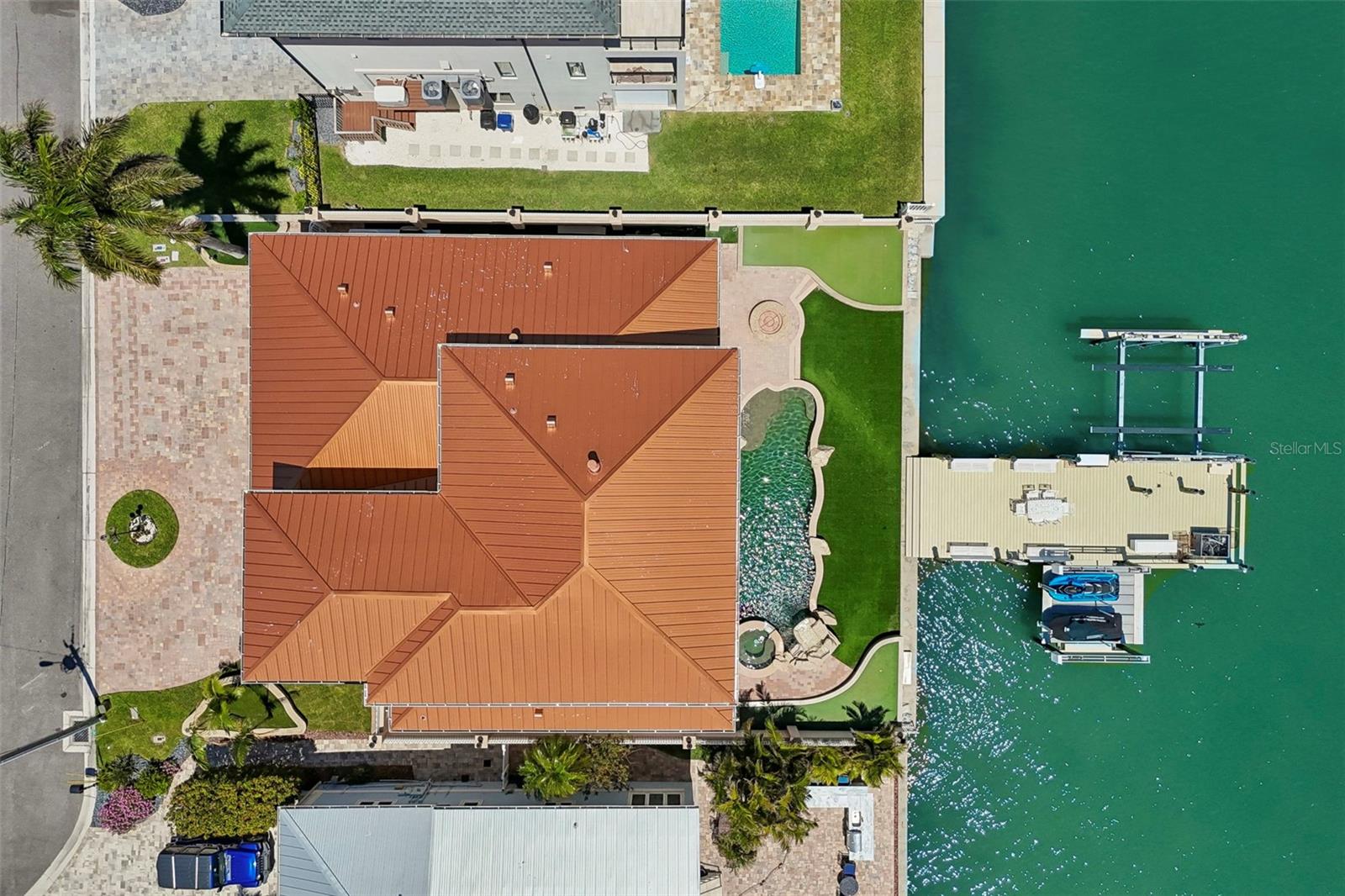 1203 BAY DR, BELLEAIR BEACH, FL, 33786