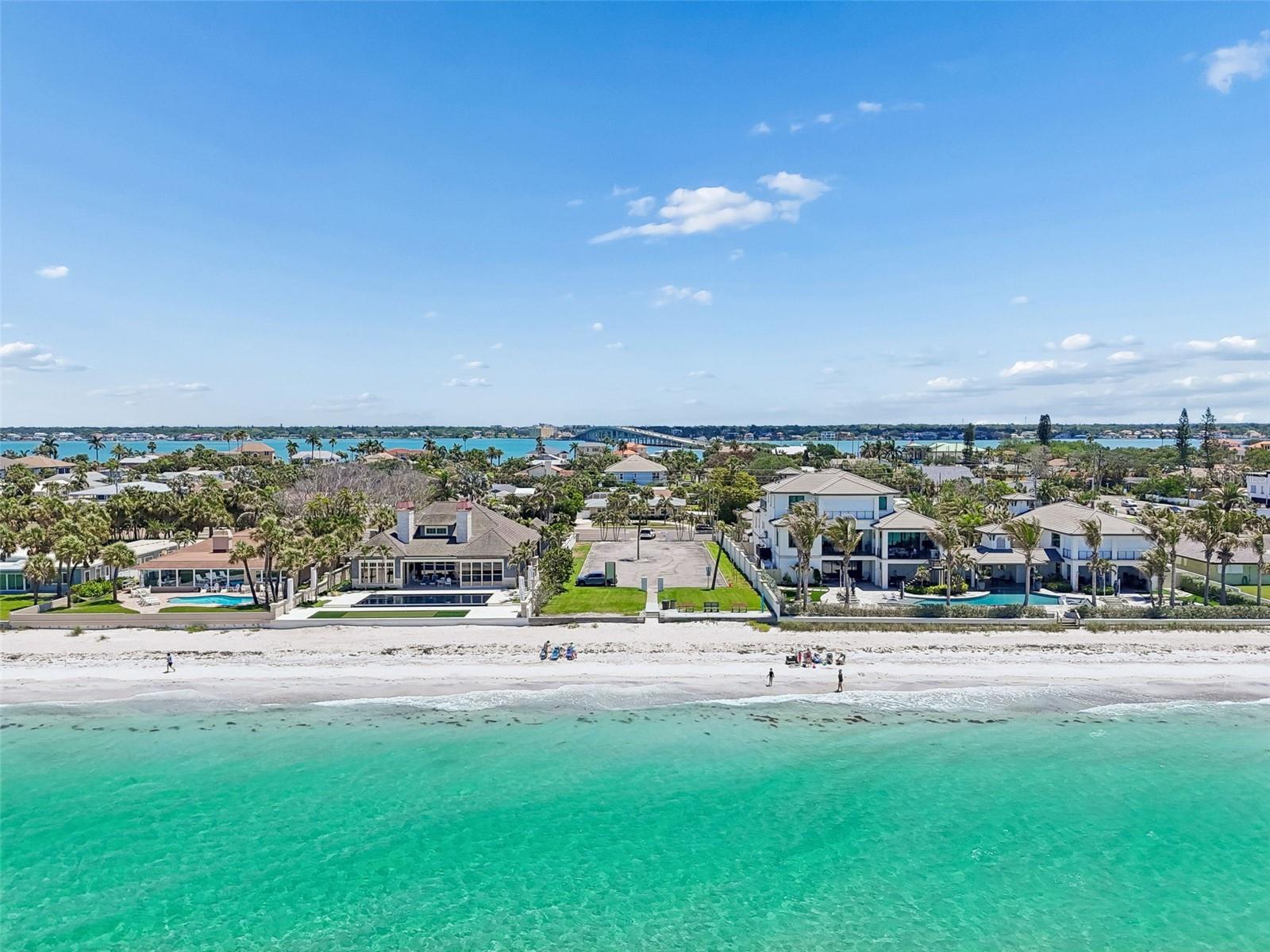 1203 BAY DR, BELLEAIR BEACH, FL, 33786