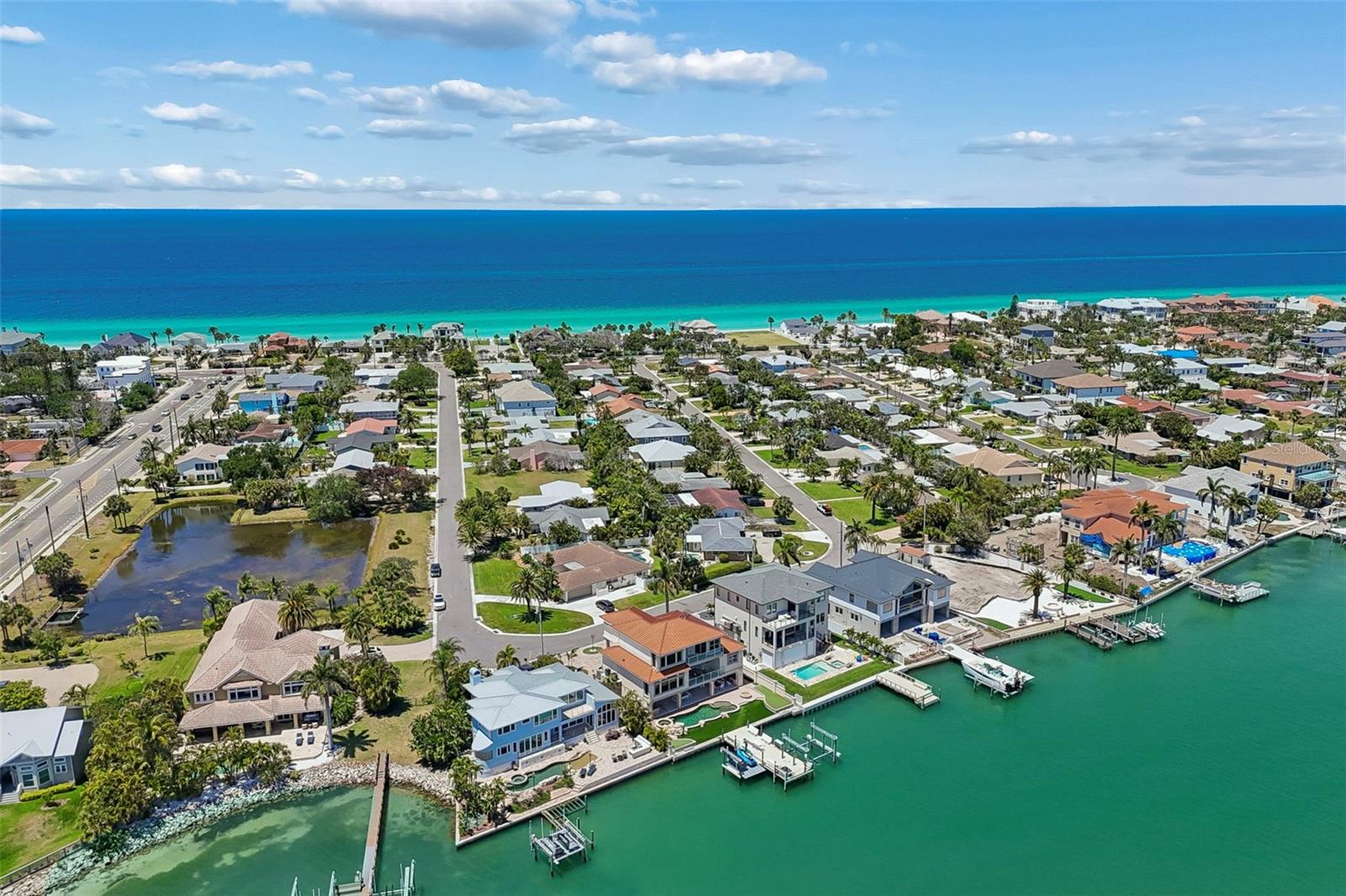 1203 BAY DR, BELLEAIR BEACH, FL, 33786