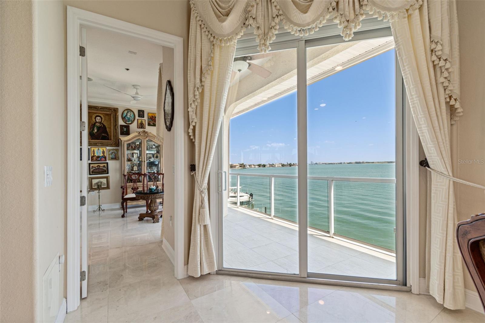 1203 BAY DR, BELLEAIR BEACH, FL, 33786