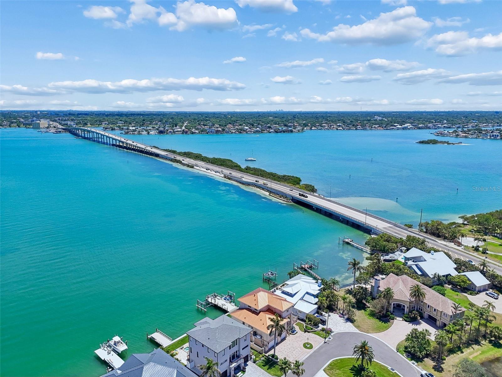 1203 BAY DR, BELLEAIR BEACH, FL, 33786