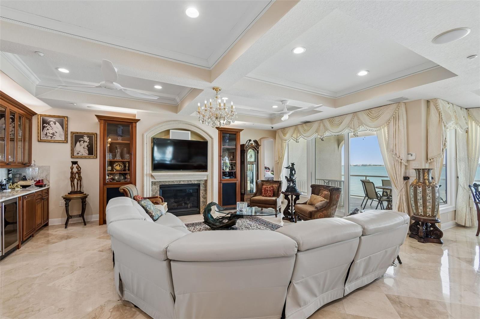 1203 BAY DR, BELLEAIR BEACH, FL, 33786