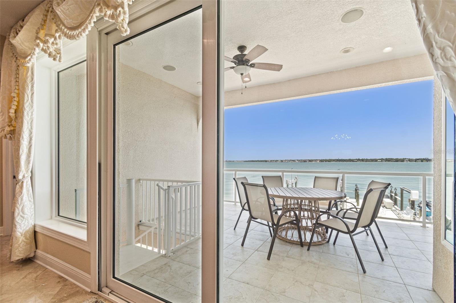 1203 BAY DR, BELLEAIR BEACH, FL, 33786