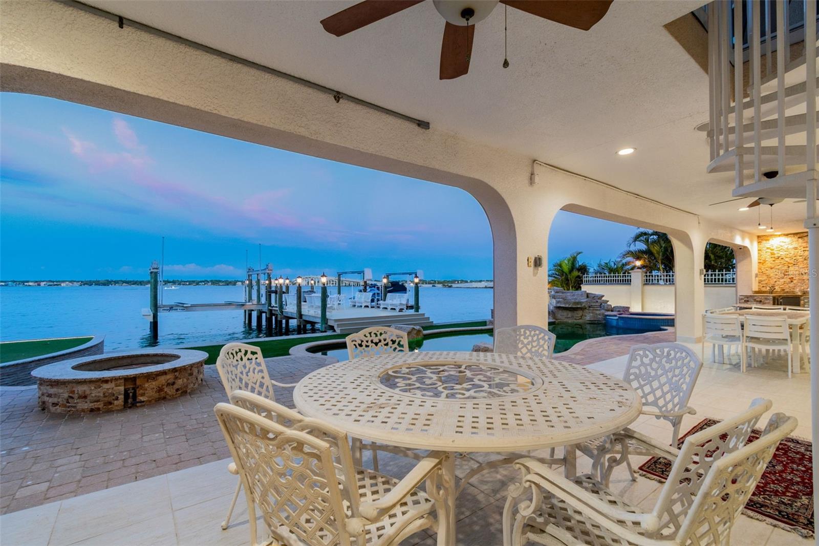 1203 BAY DR, BELLEAIR BEACH, FL, 33786