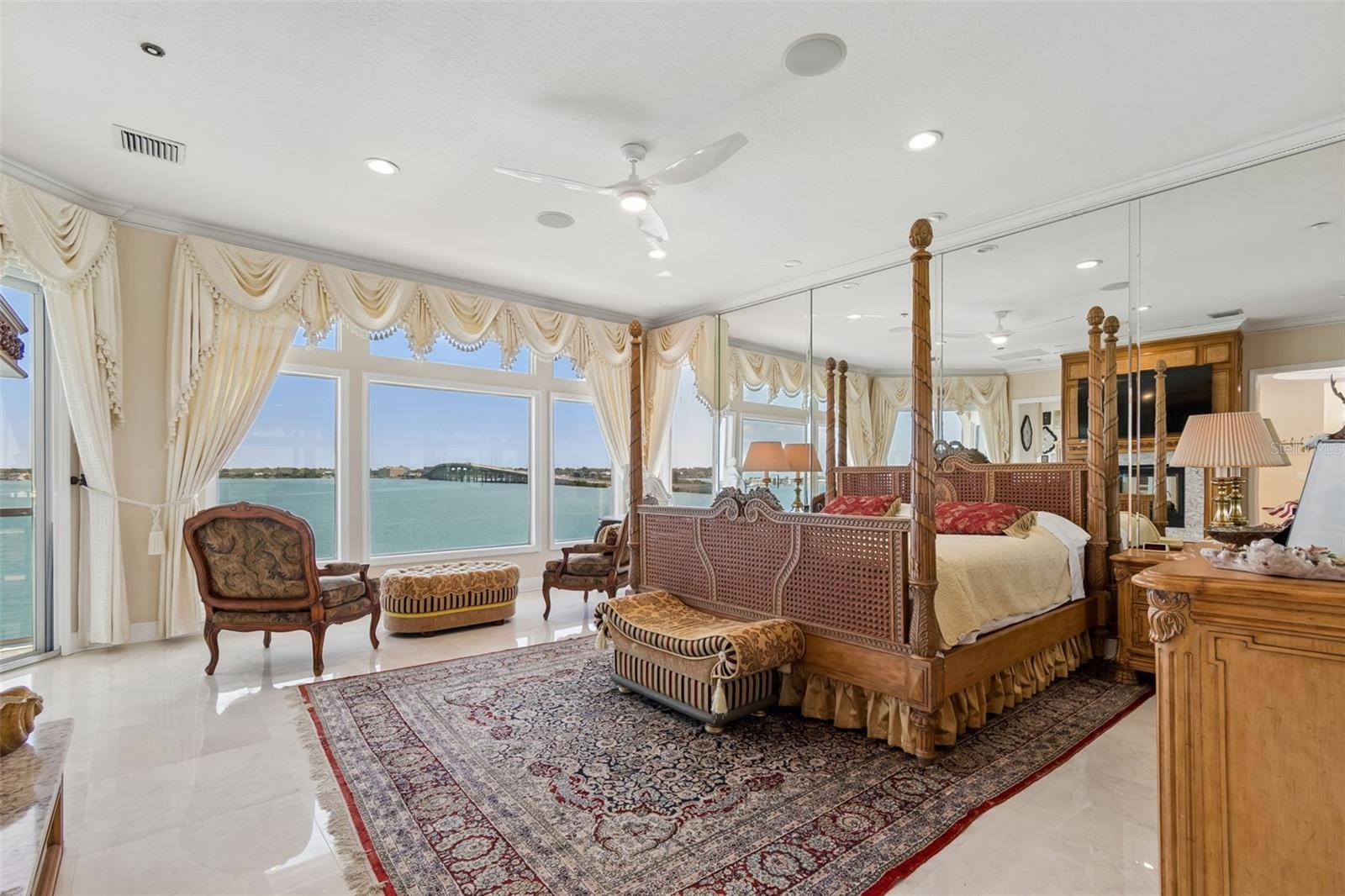 1203 BAY DR, BELLEAIR BEACH, FL, 33786