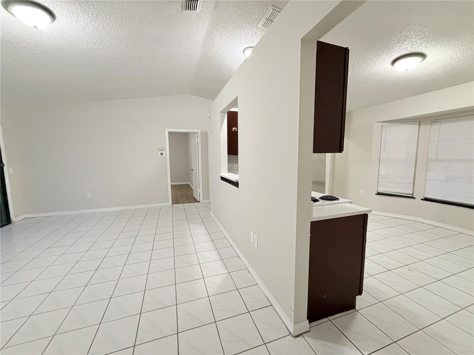 2873 COTTONDALE DR, DELTONA, FL, 32738