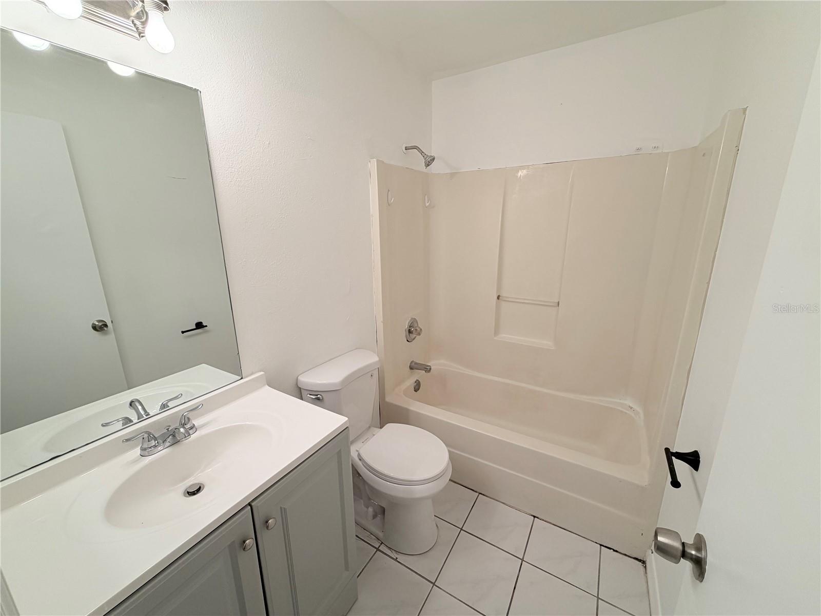 2873 COTTONDALE DR, DELTONA, FL, 32738