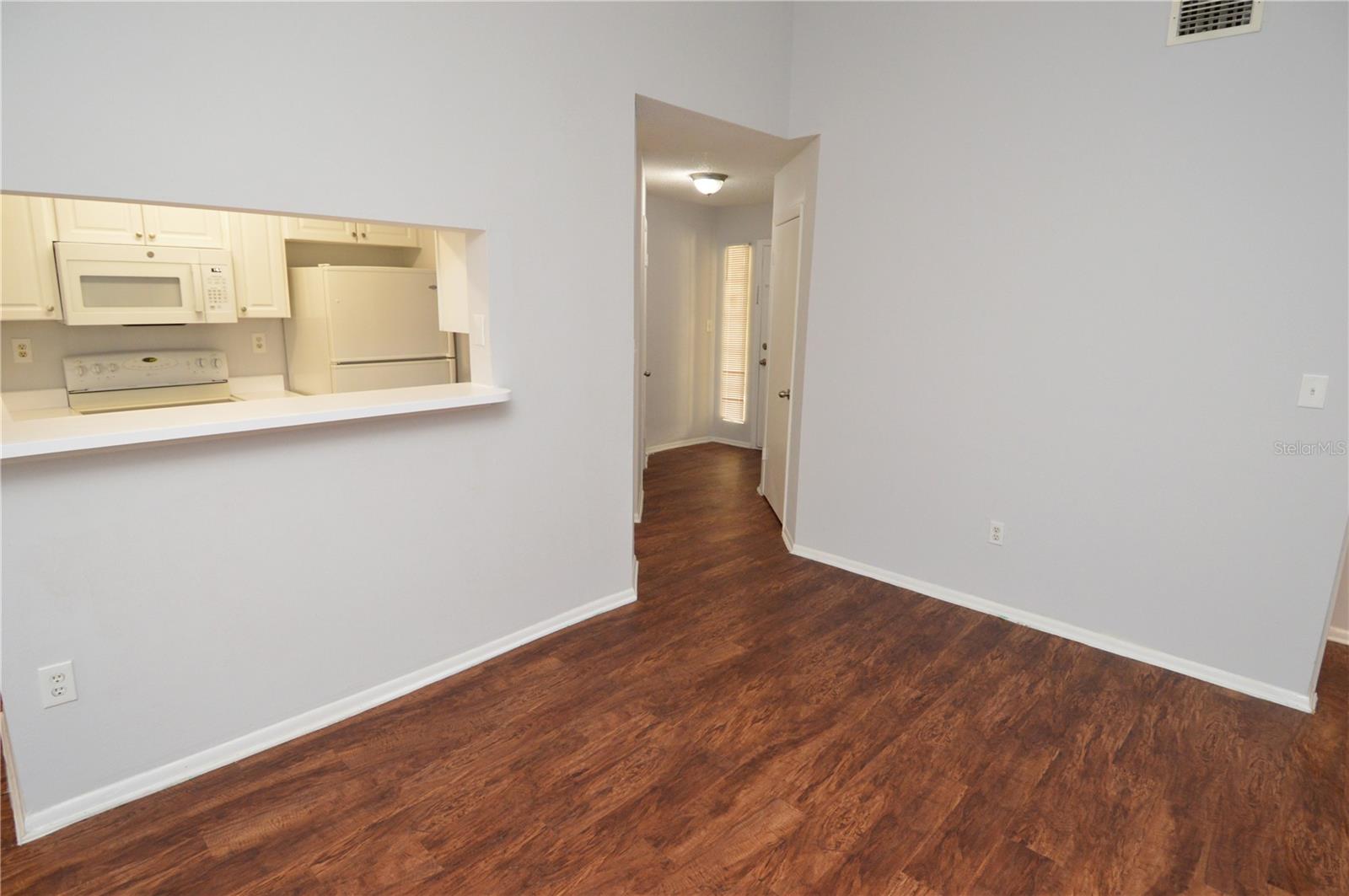 8641 FANCY FINCH DR #204, TAMPA, FL, 33614