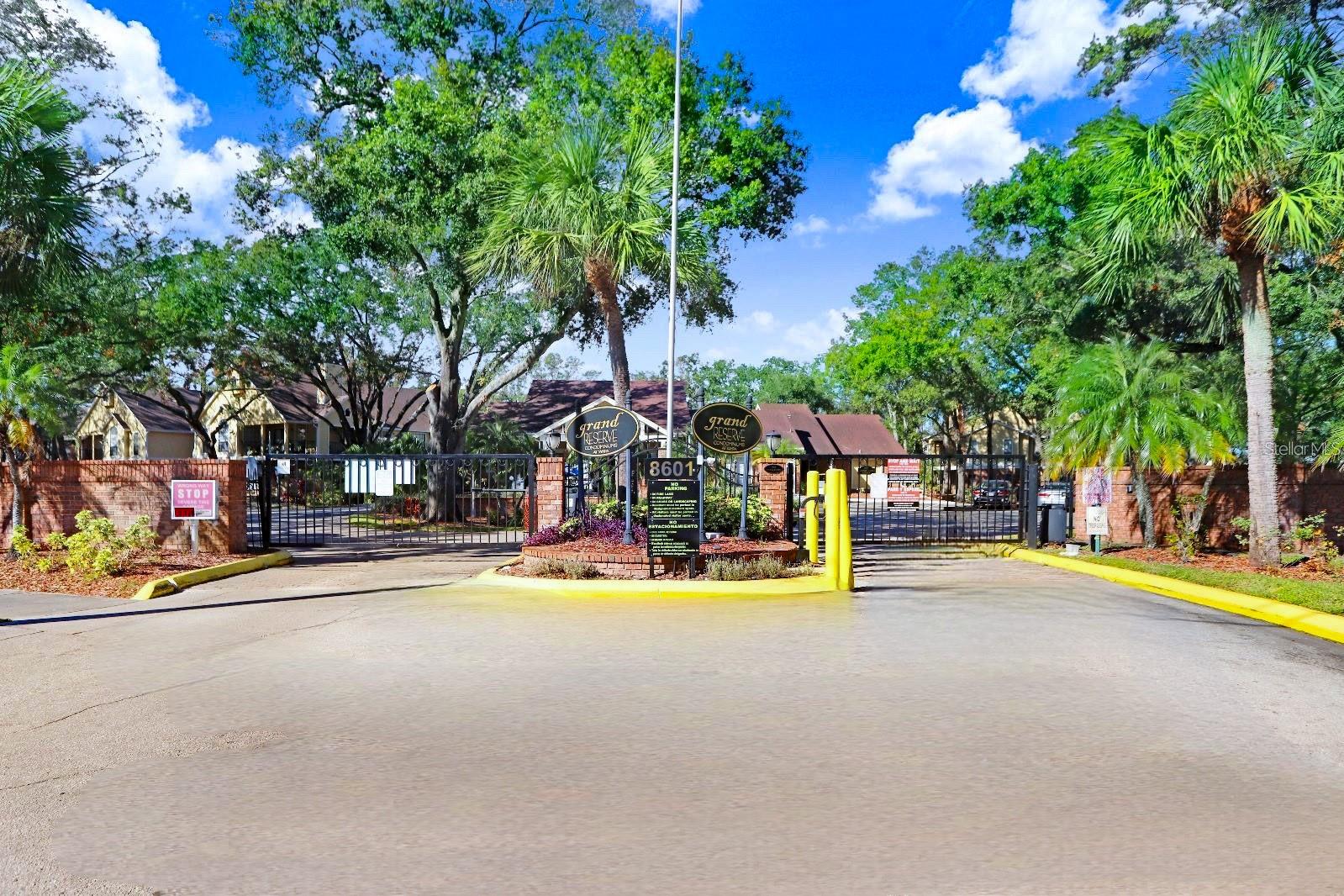 8641 FANCY FINCH DR #204, TAMPA, FL, 33614