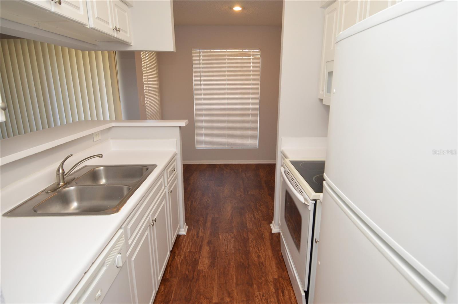 8641 FANCY FINCH DR #204, TAMPA, FL, 33614