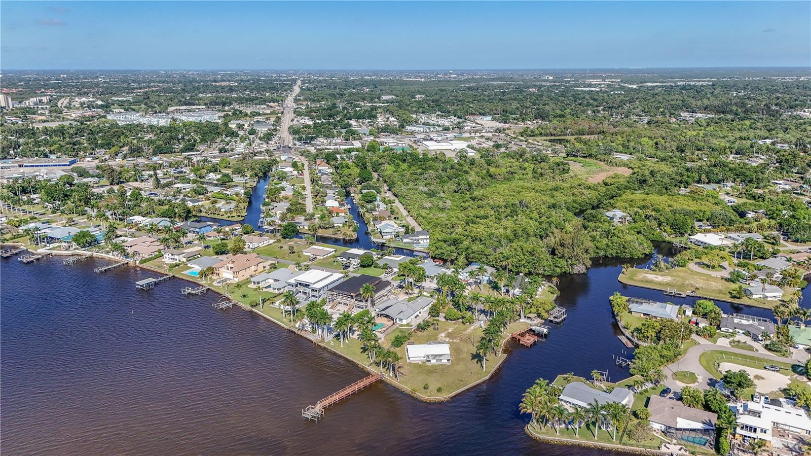 116 E NORTH SHORE AVE, NORTH FORT MYERS, FL, 33917