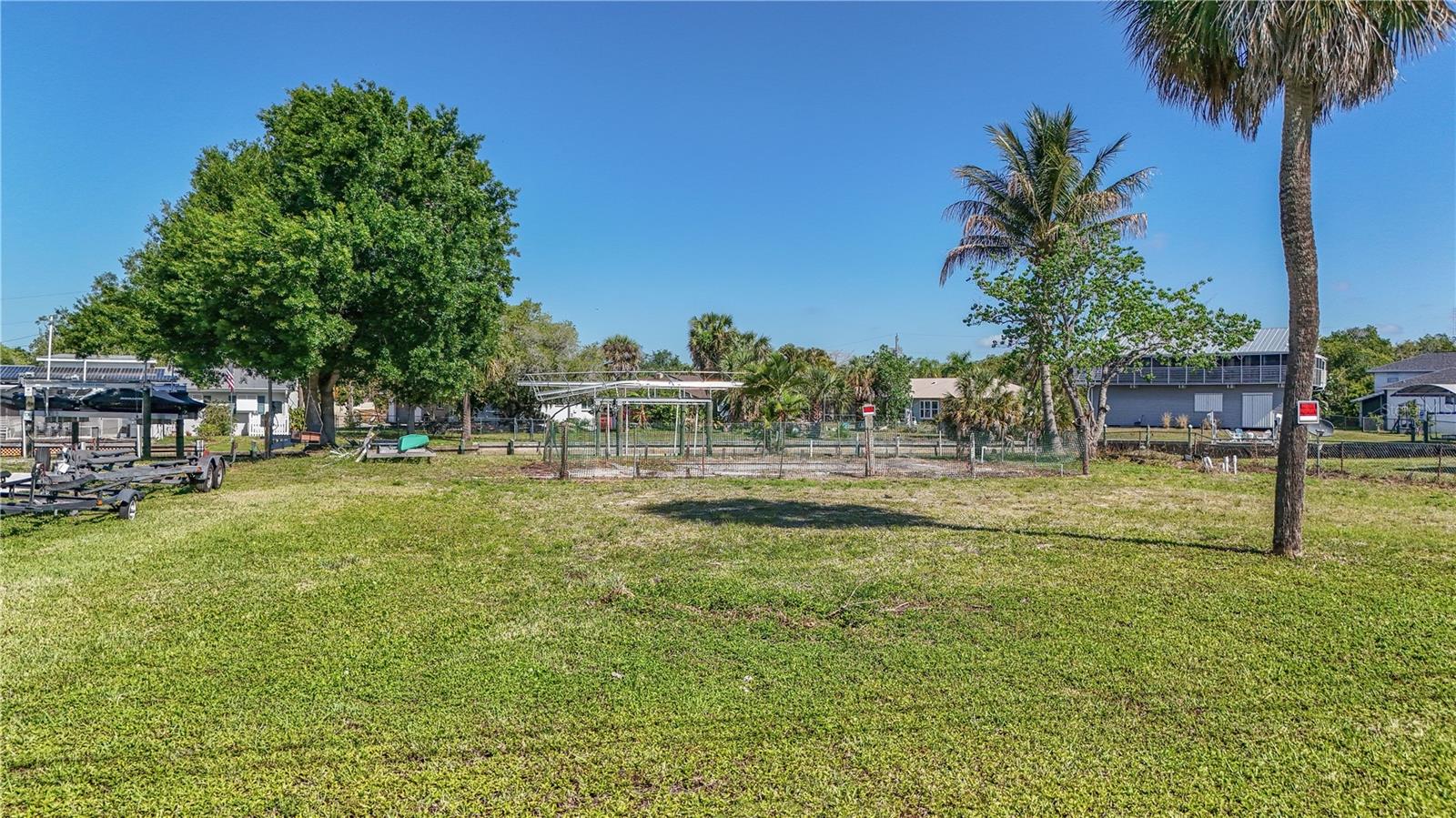 116 E NORTH SHORE AVE, NORTH FORT MYERS, FL, 33917