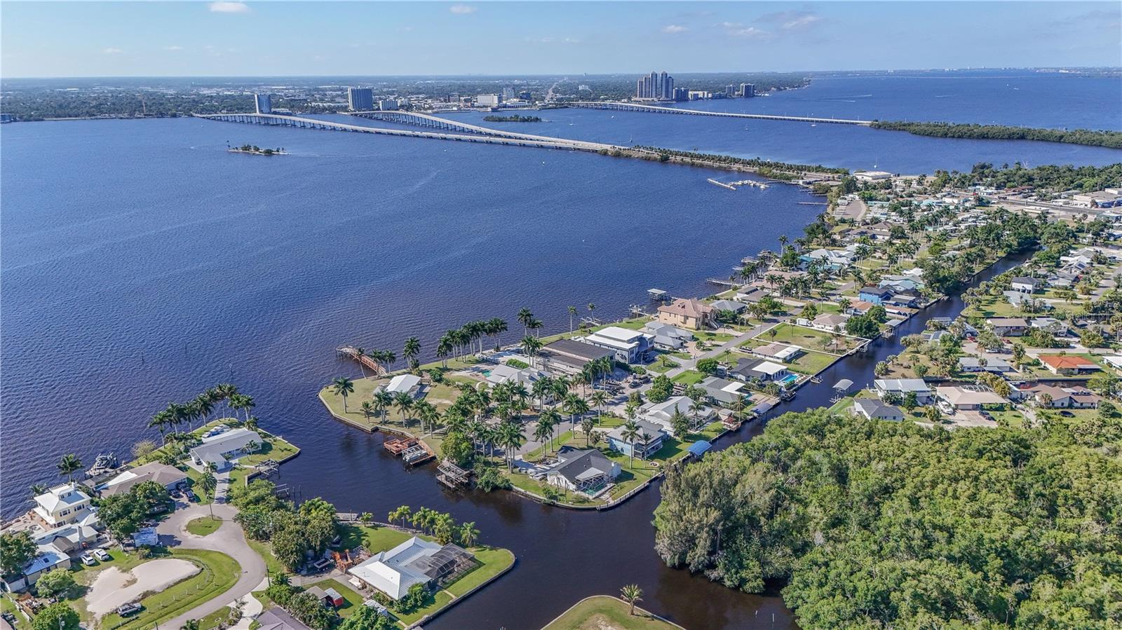 116 E NORTH SHORE AVE, NORTH FORT MYERS, FL, 33917