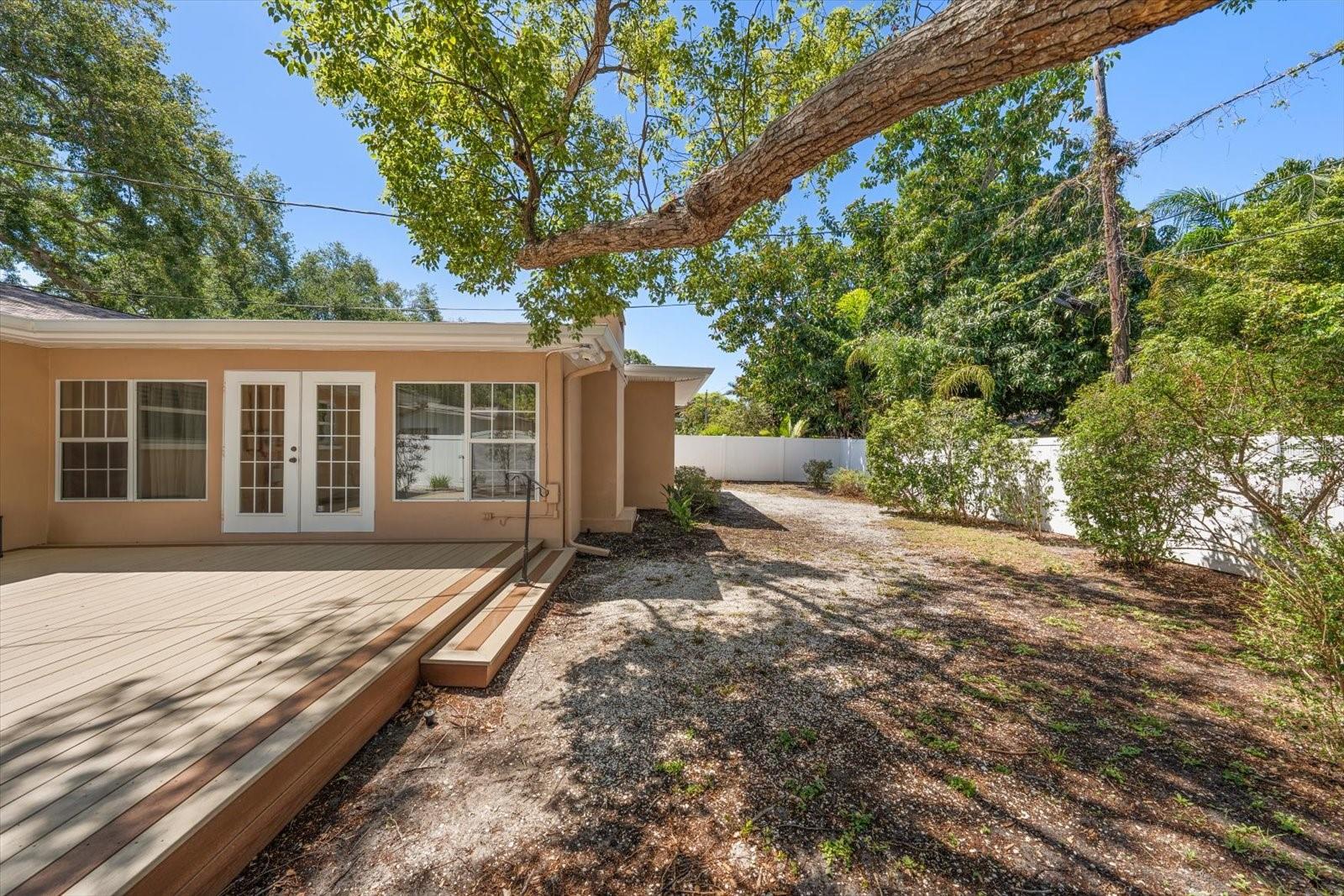 1702 MEREDITH LN, BELLEAIR, FL, 33756