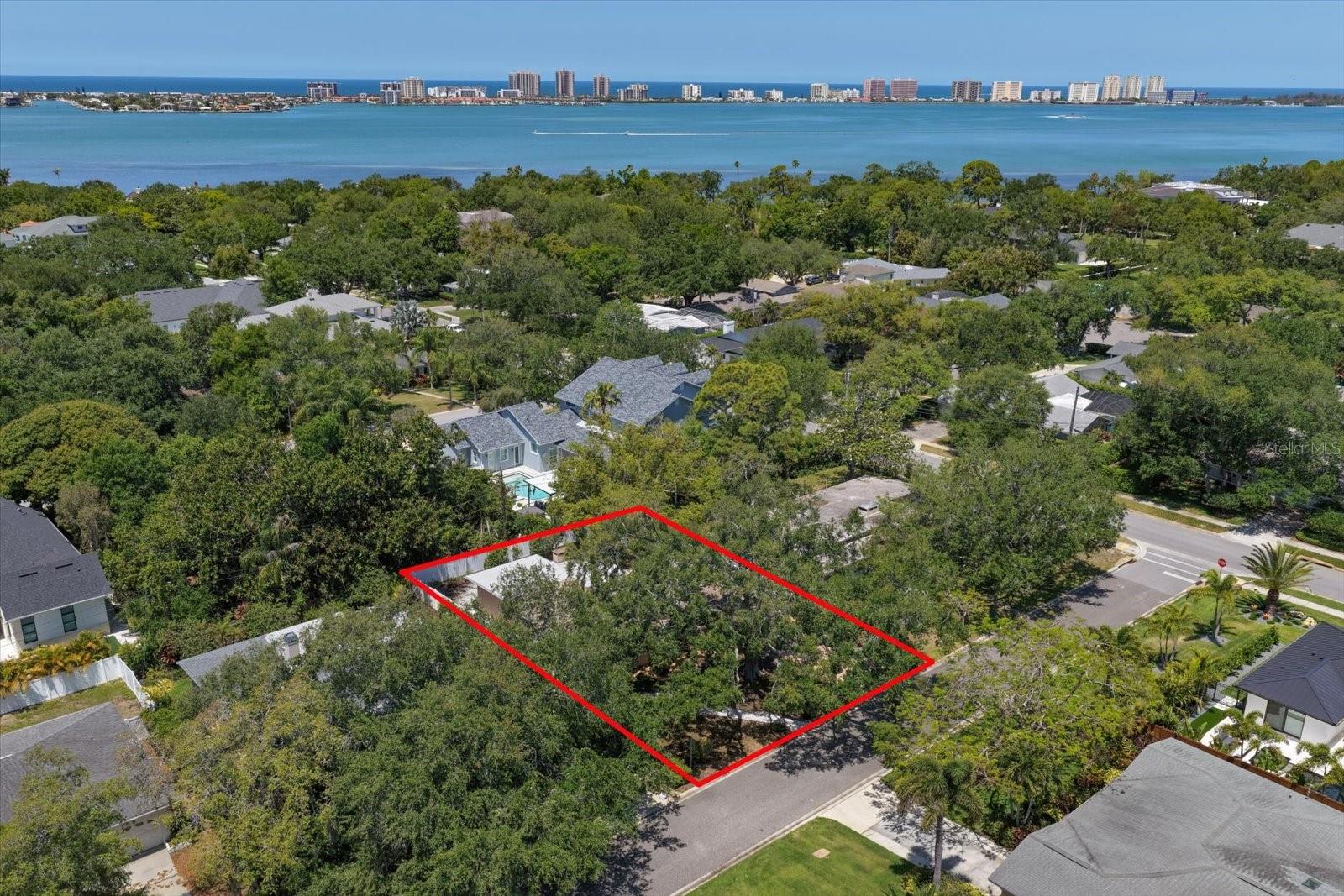 1702 MEREDITH LN, BELLEAIR, FL, 33756