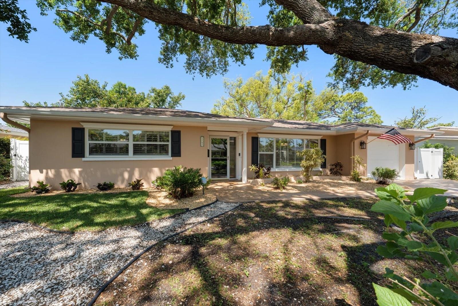 1702 MEREDITH LN, BELLEAIR, FL, 33756