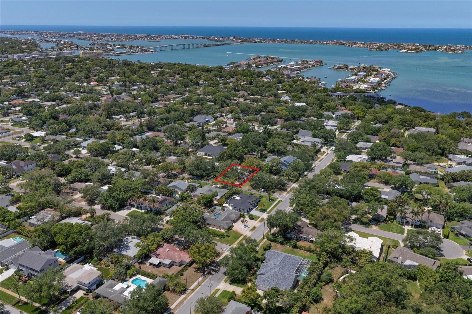 1702 MEREDITH LN, BELLEAIR, FL, 33756