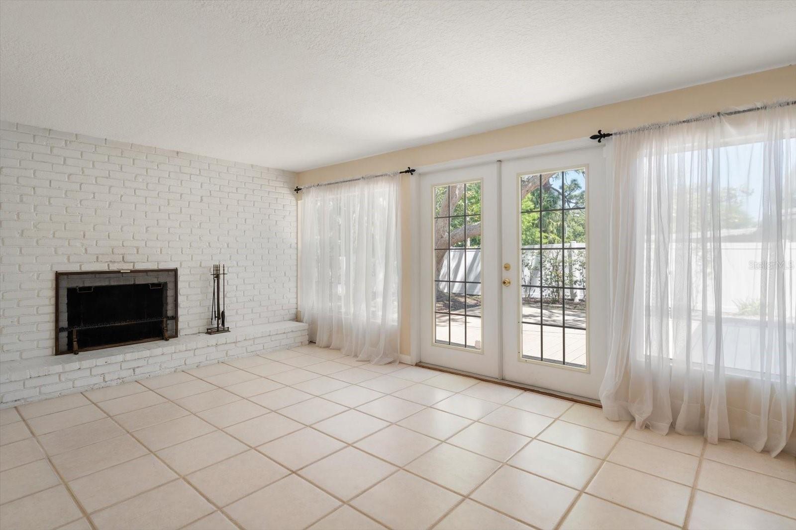 1702 MEREDITH LN, BELLEAIR, FL, 33756