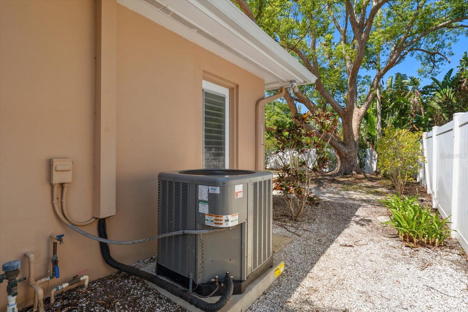 1702 MEREDITH LN, BELLEAIR, FL, 33756