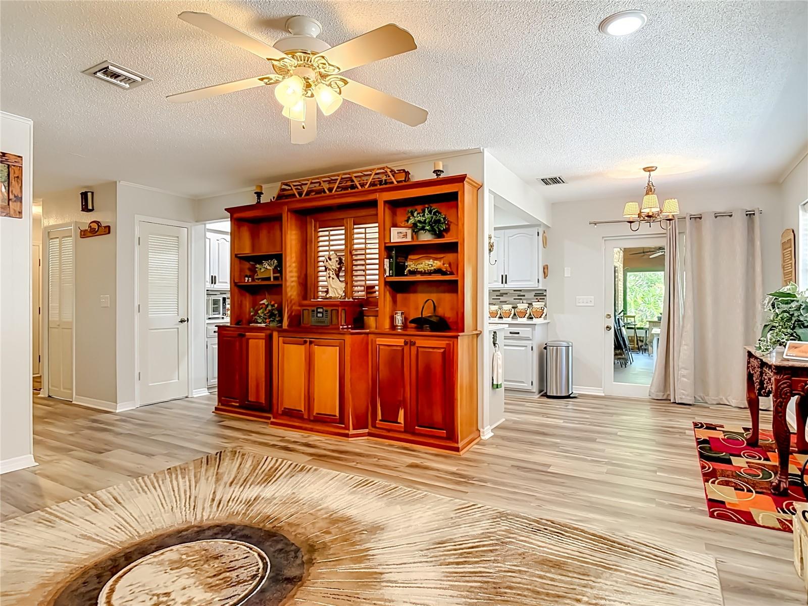 17819 PALM ST, UMATILLA, FL, 32784