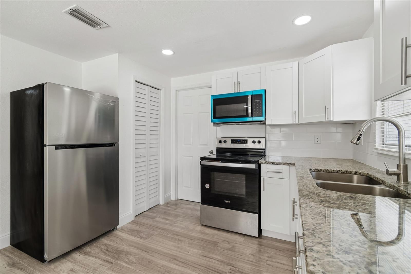 3706 BEECHWOOD BLVD, TAMPA, FL, 33619