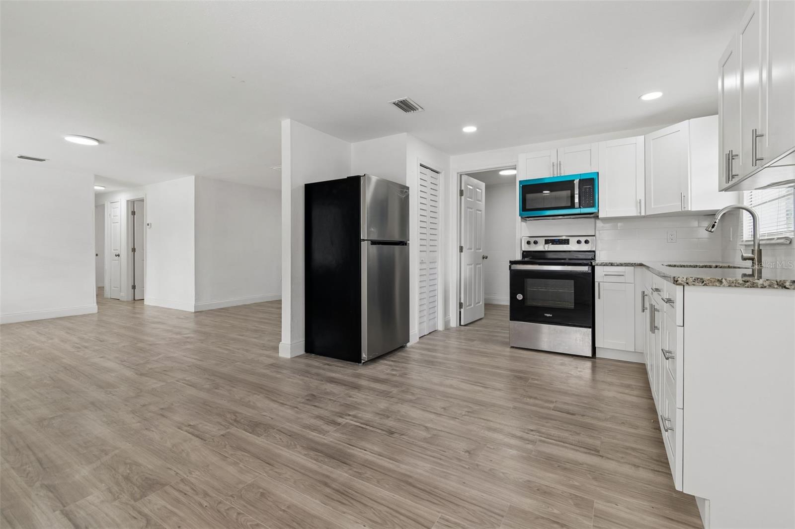 3706 BEECHWOOD BLVD, TAMPA, FL, 33619