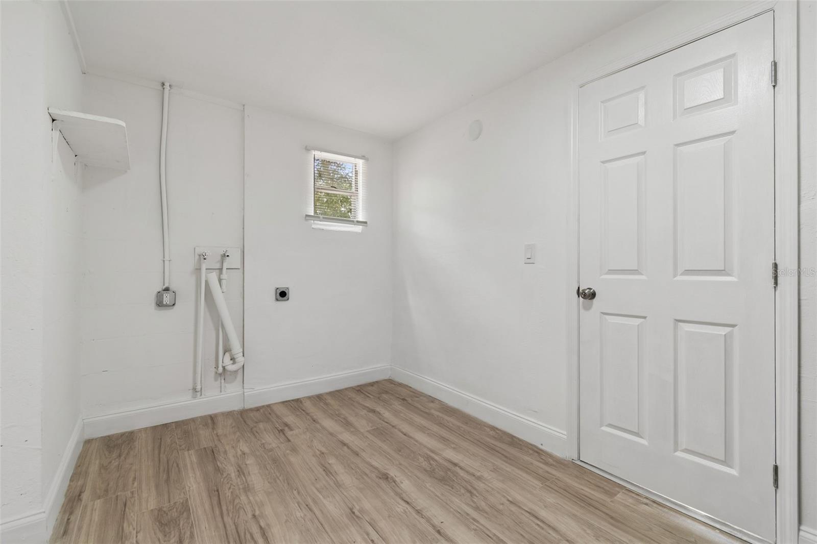 3706 BEECHWOOD BLVD, TAMPA, FL, 33619