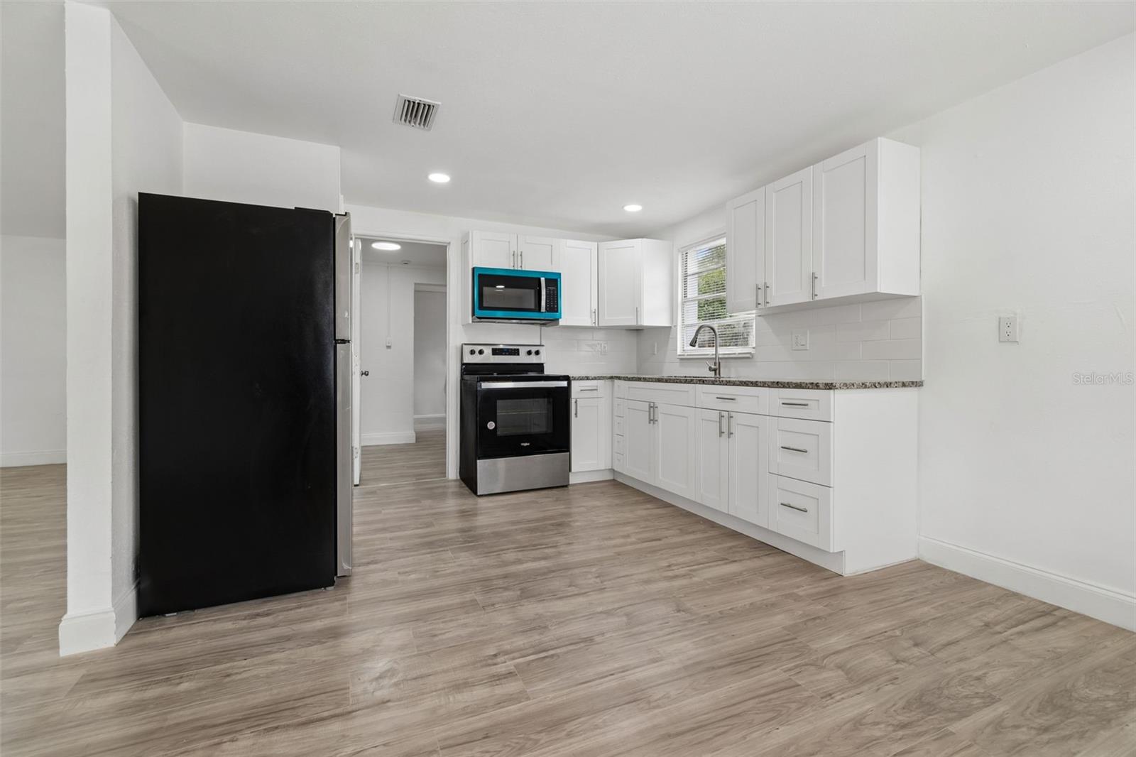 3706 BEECHWOOD BLVD, TAMPA, FL, 33619