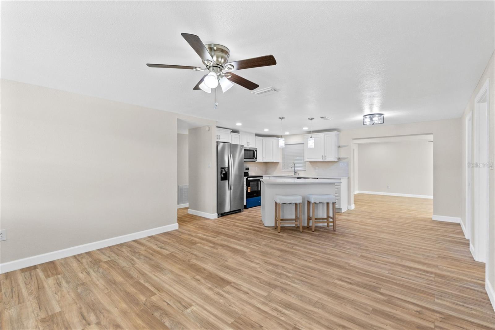 904 HAWAII DR, OCOEE, FL, 34761