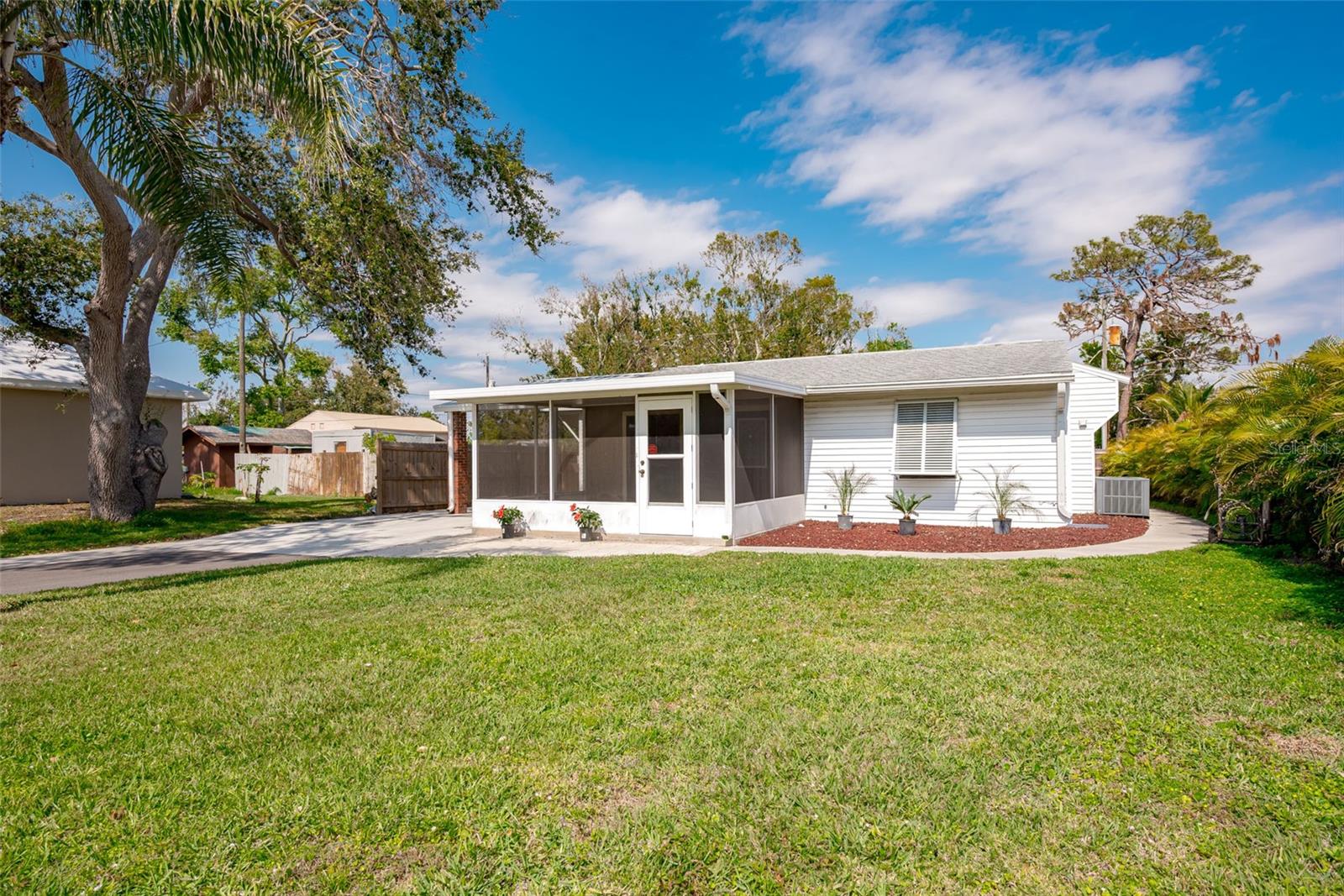 2209 WOODMERE RD, VENICE, FL, 34293