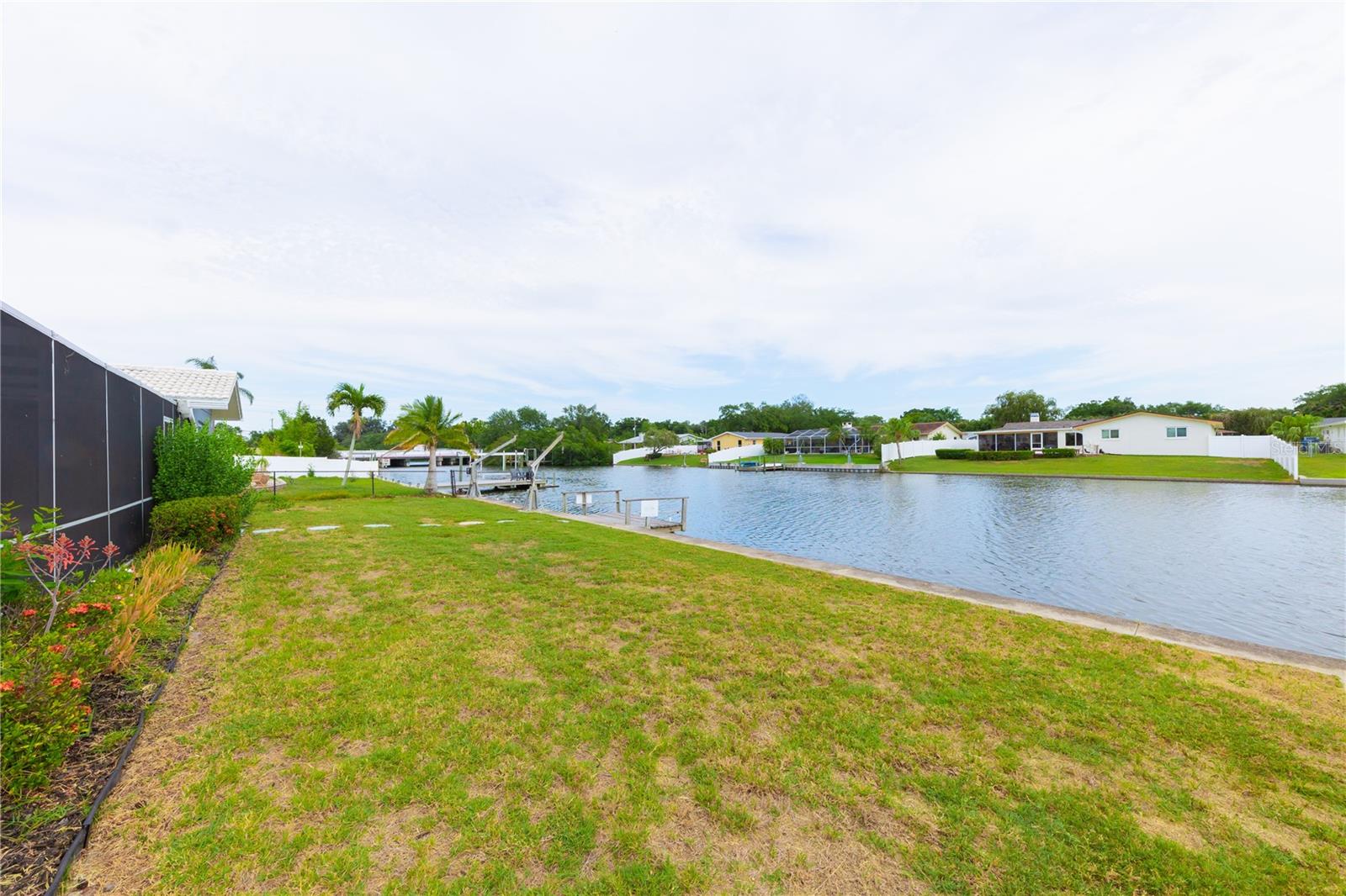 2187 WATERSIDE DR, CLEARWATER, FL, 33764