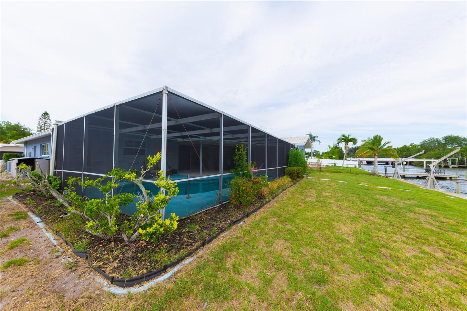 2187 WATERSIDE DR, CLEARWATER, FL, 33764