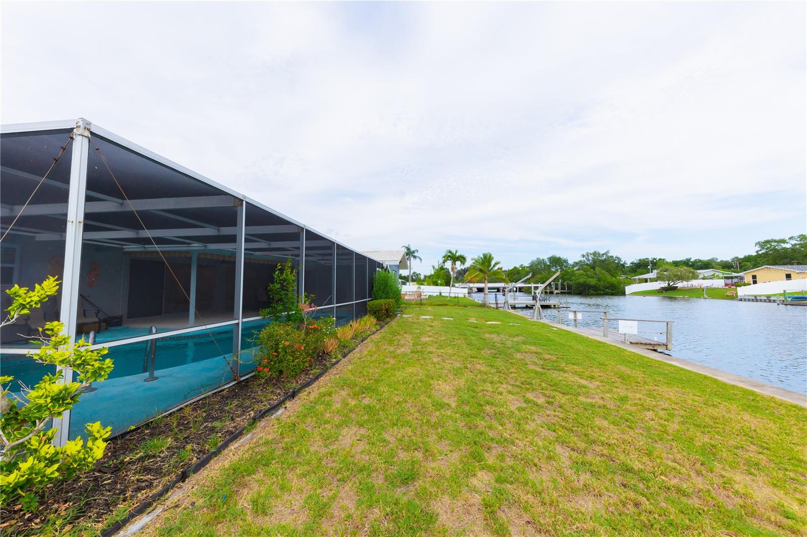 2187 WATERSIDE DR, CLEARWATER, FL, 33764