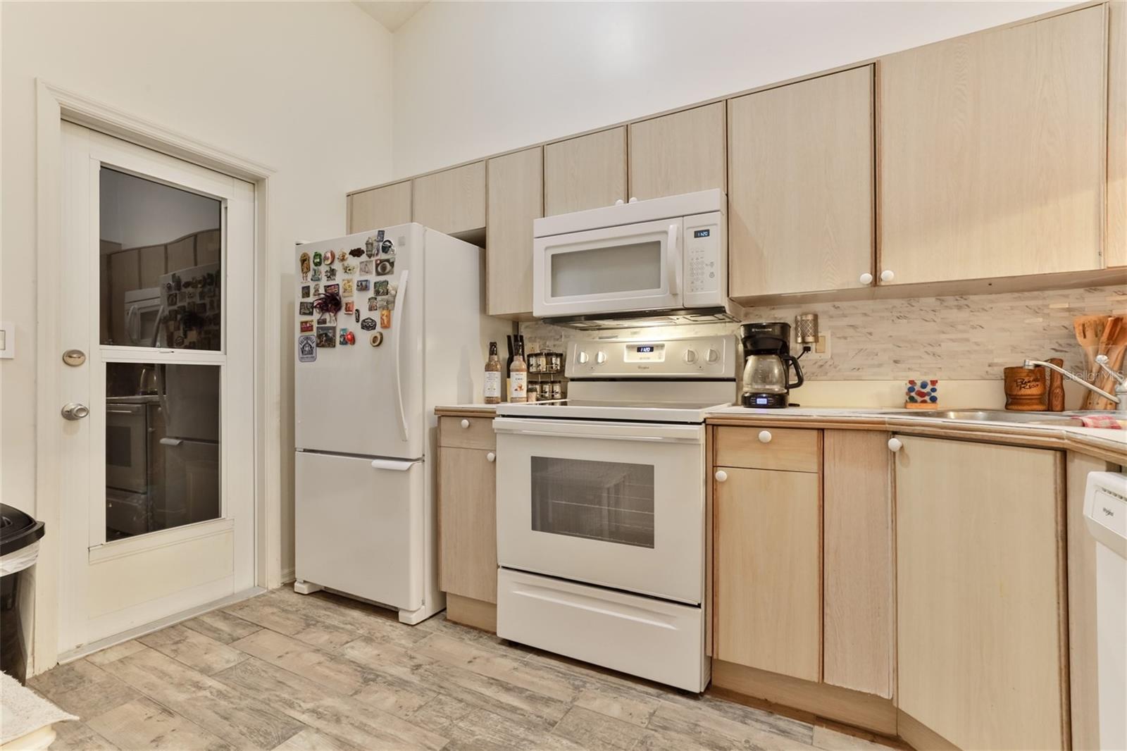 121 DOVECOTE LN, DAYTONA BEACH, FL, 32114