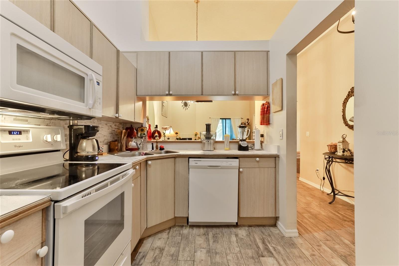 121 DOVECOTE LN, DAYTONA BEACH, FL, 32114