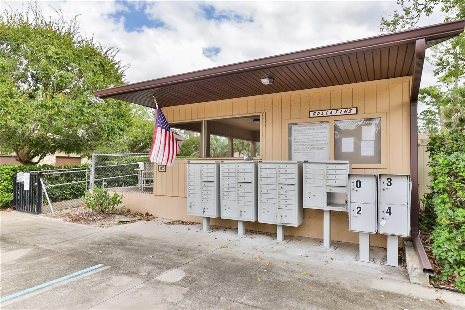 121 DOVECOTE LN, DAYTONA BEACH, FL, 32114