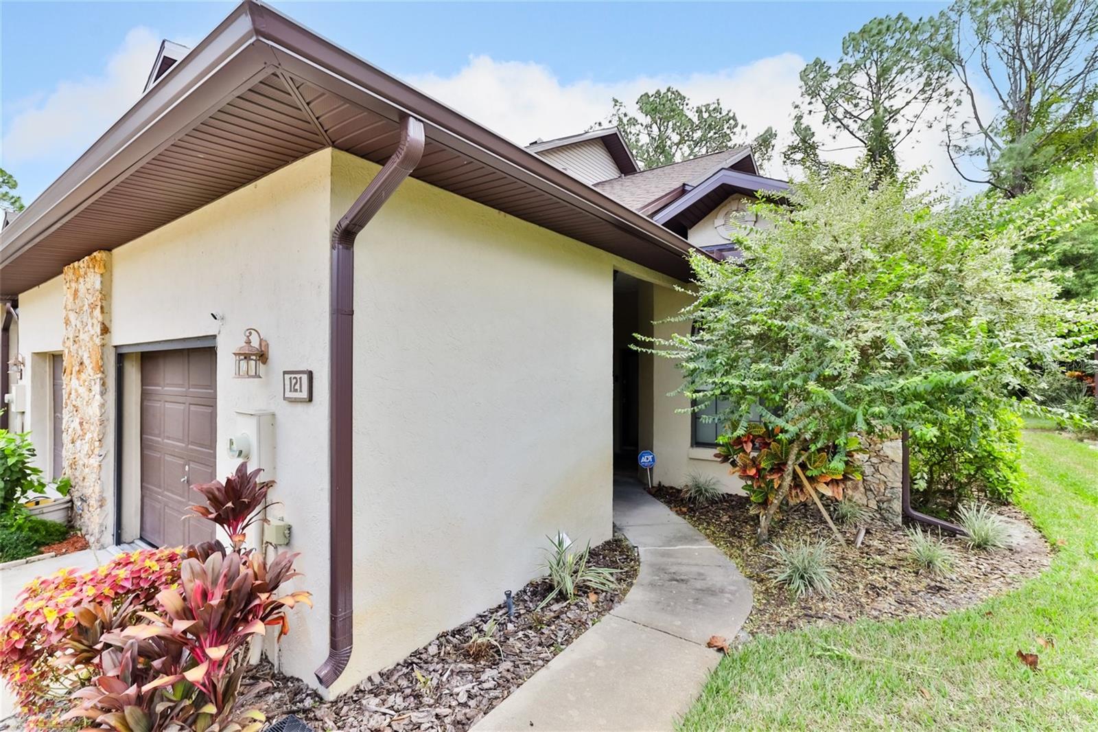 121 DOVECOTE LN, DAYTONA BEACH, FL, 32114