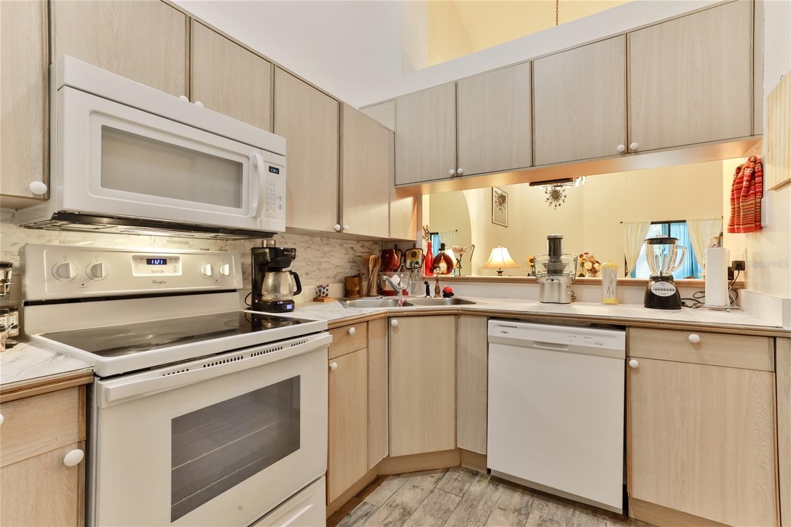 121 DOVECOTE LN, DAYTONA BEACH, FL, 32114