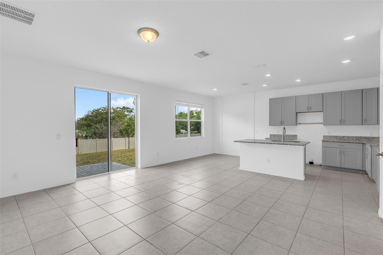 663 FAIRVIEW AVE, HAINES CITY, FL, 33844