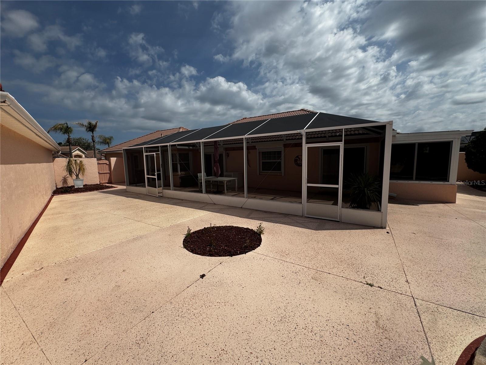 1524 MARTINEZ DR, LADY LAKE, FL, 32159