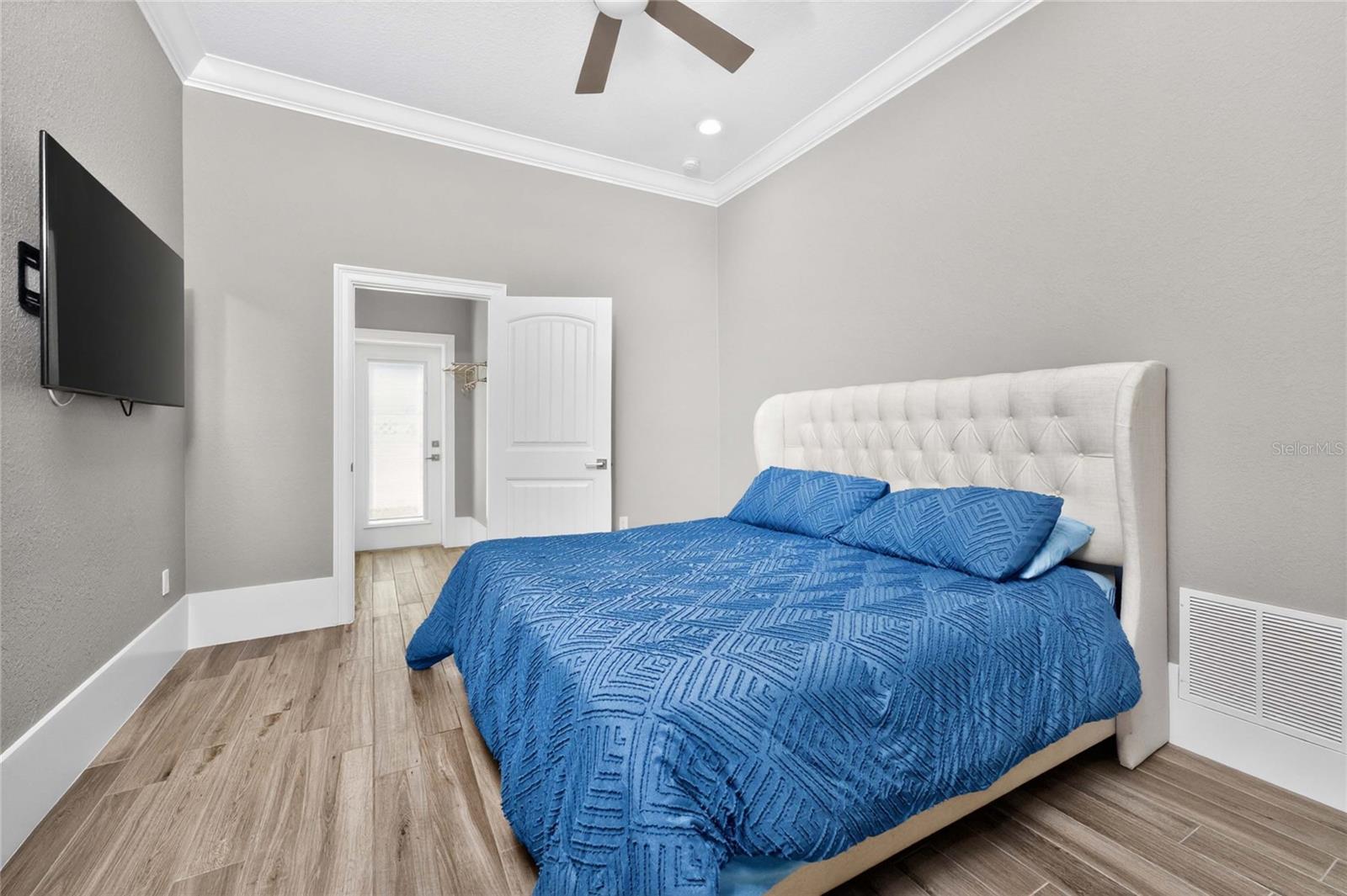 9290 PINE COVE DR, ENGLEWOOD, FL, 34224