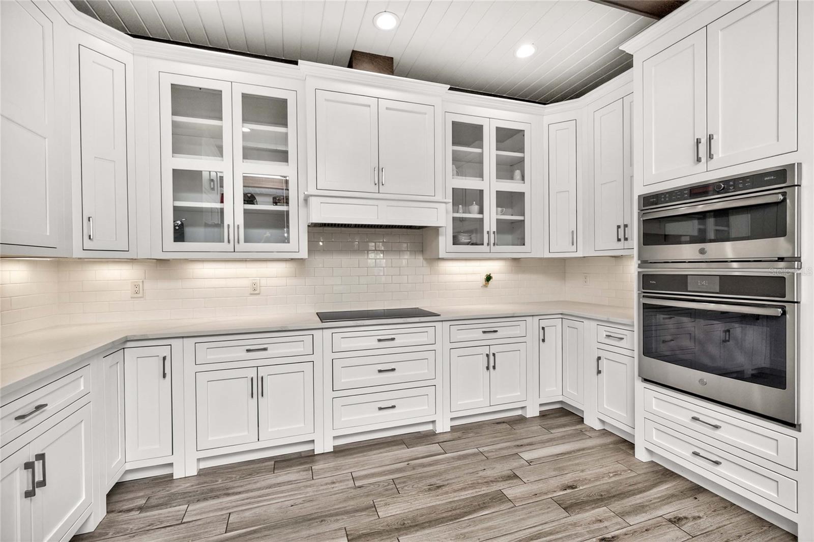 9290 PINE COVE DR, ENGLEWOOD, FL, 34224