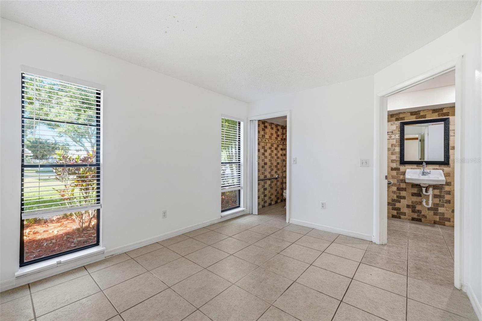 1591 MAC CHARLES CT, DUNEDIN, FL, 34698
