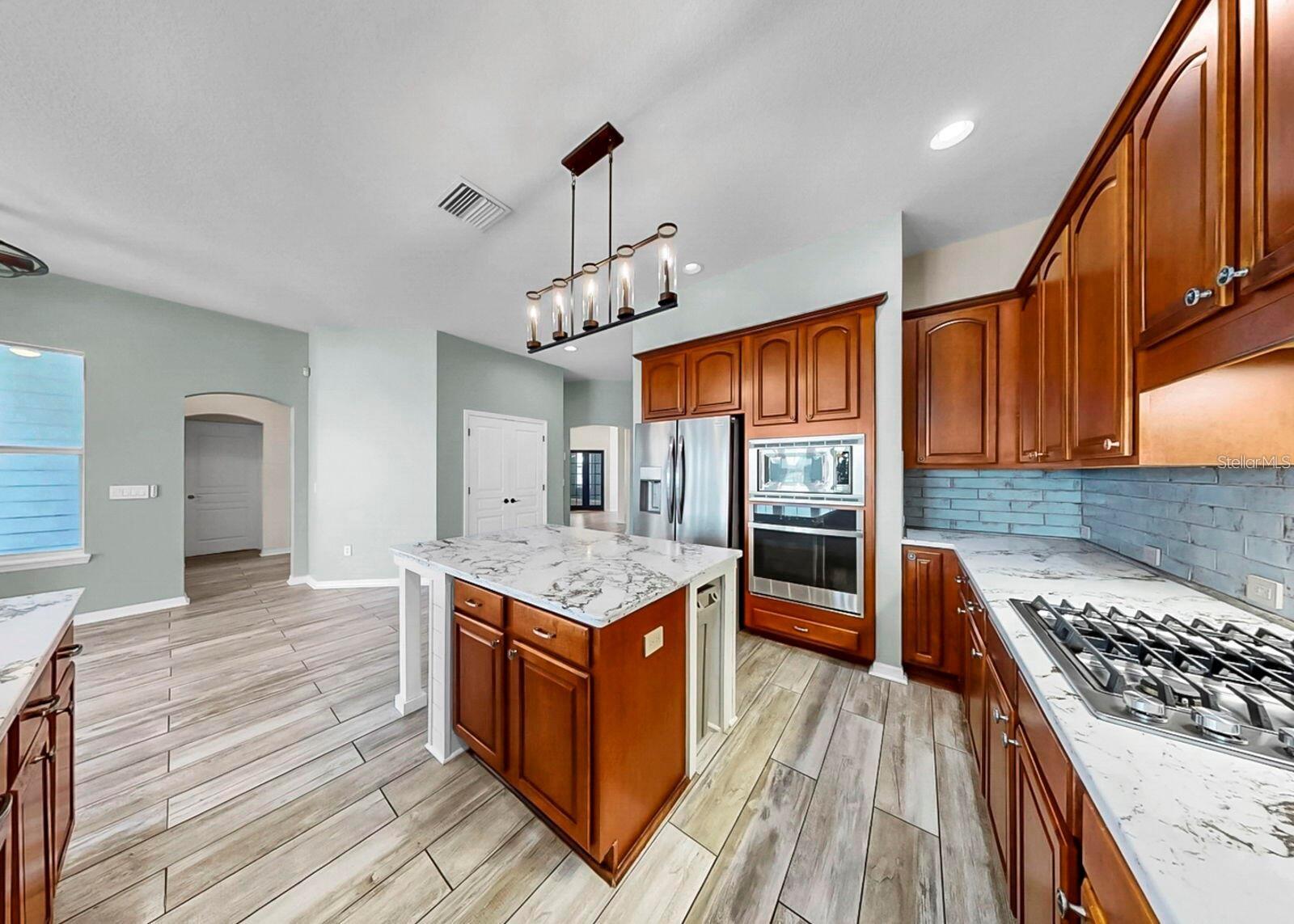 5237 BRIGHTON SHORE DR, APOLLO BEACH, FL, 33572