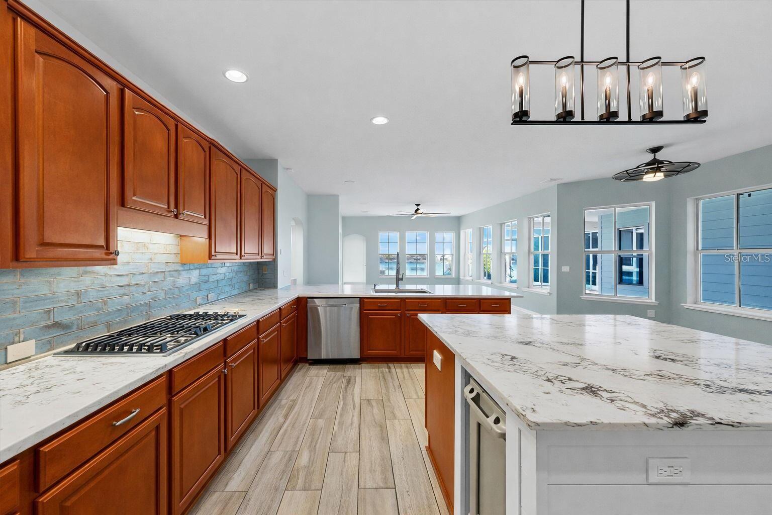 5237 BRIGHTON SHORE DR, APOLLO BEACH, FL, 33572