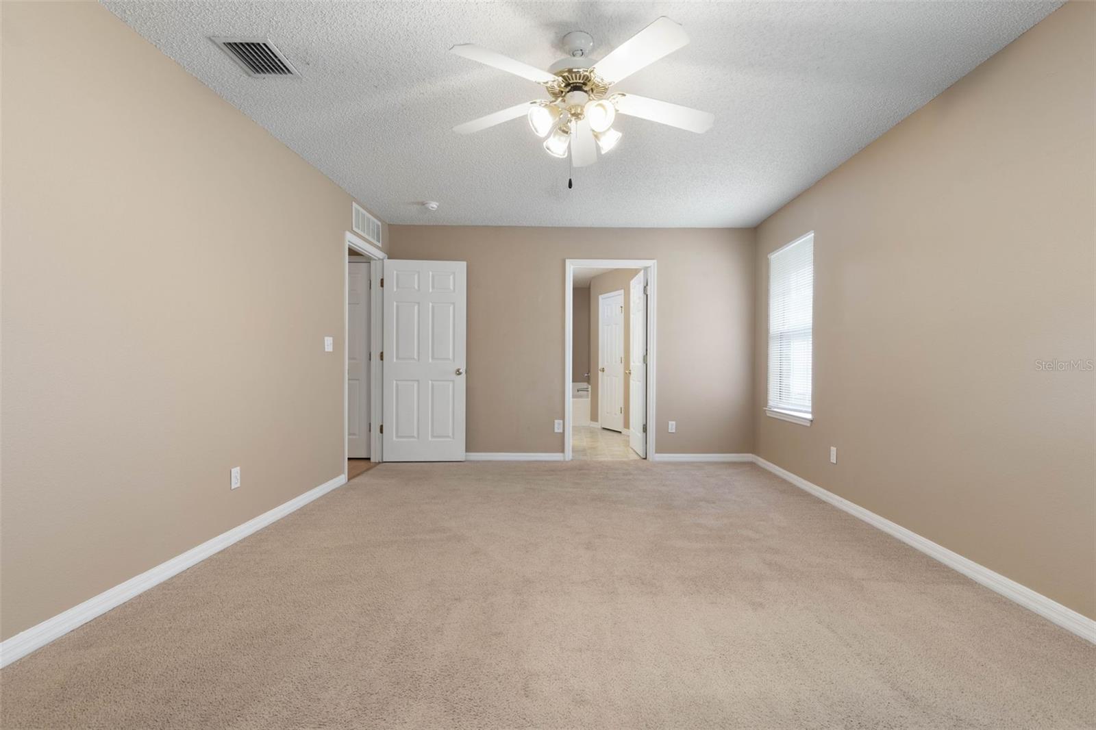 84 BRUNSWICK LN, PALM COAST, FL, 32137